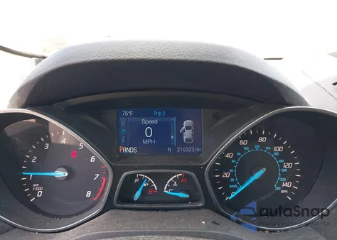 2015 Ford Escape S из США, поврежденный, VIN 1FMCU0F75FUB57137